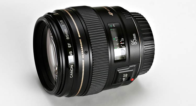 Canon EF 85mm f/1.8 USM canon 85mm 1.8