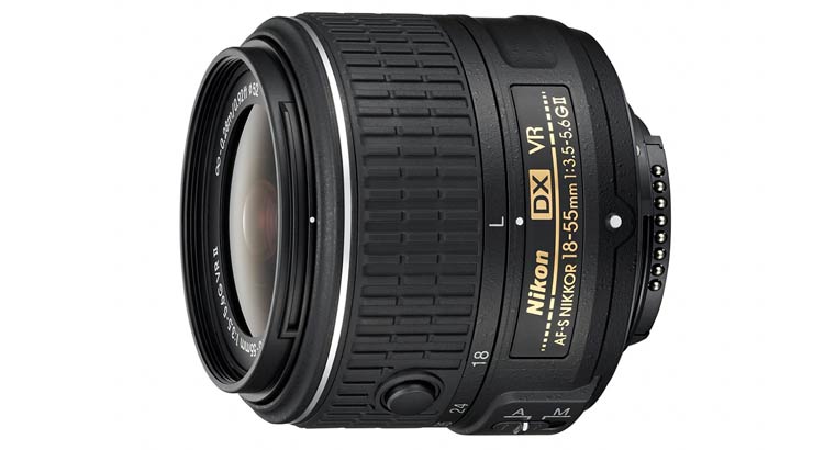8 место. Объектив Nikon 18-55mm f/3.5-5.6G AF-S VR II объектив nikon 18-55mm