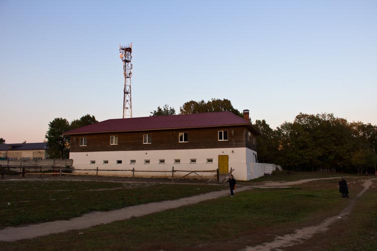 Фотография конюшни на Canon 18-55mm STM Конюшня canon 18-55mm stm