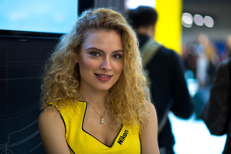Девушки с выставки CE&PE 2015 девушка nikon
