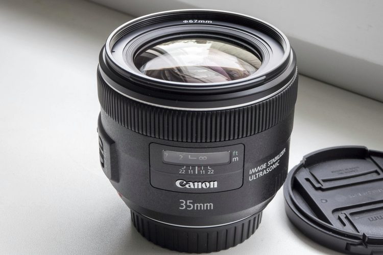 Объектив Canon EF 35mm f/2 IS USM