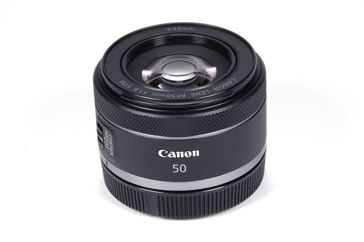Объектив Canon RF 50mm F1.8 STM